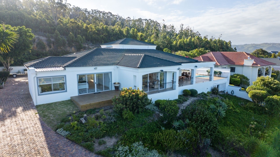 4 Bedroom Property for Sale in Belvidere Estate Western Cape